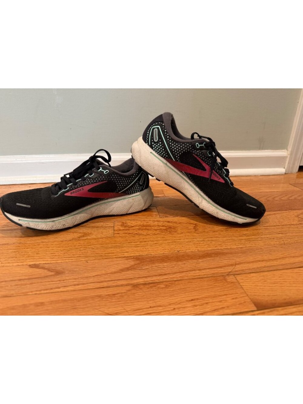 Brooks Ghost 14 Black Pink Yucca Women’s Size 10 Wide (D) Running Shoes